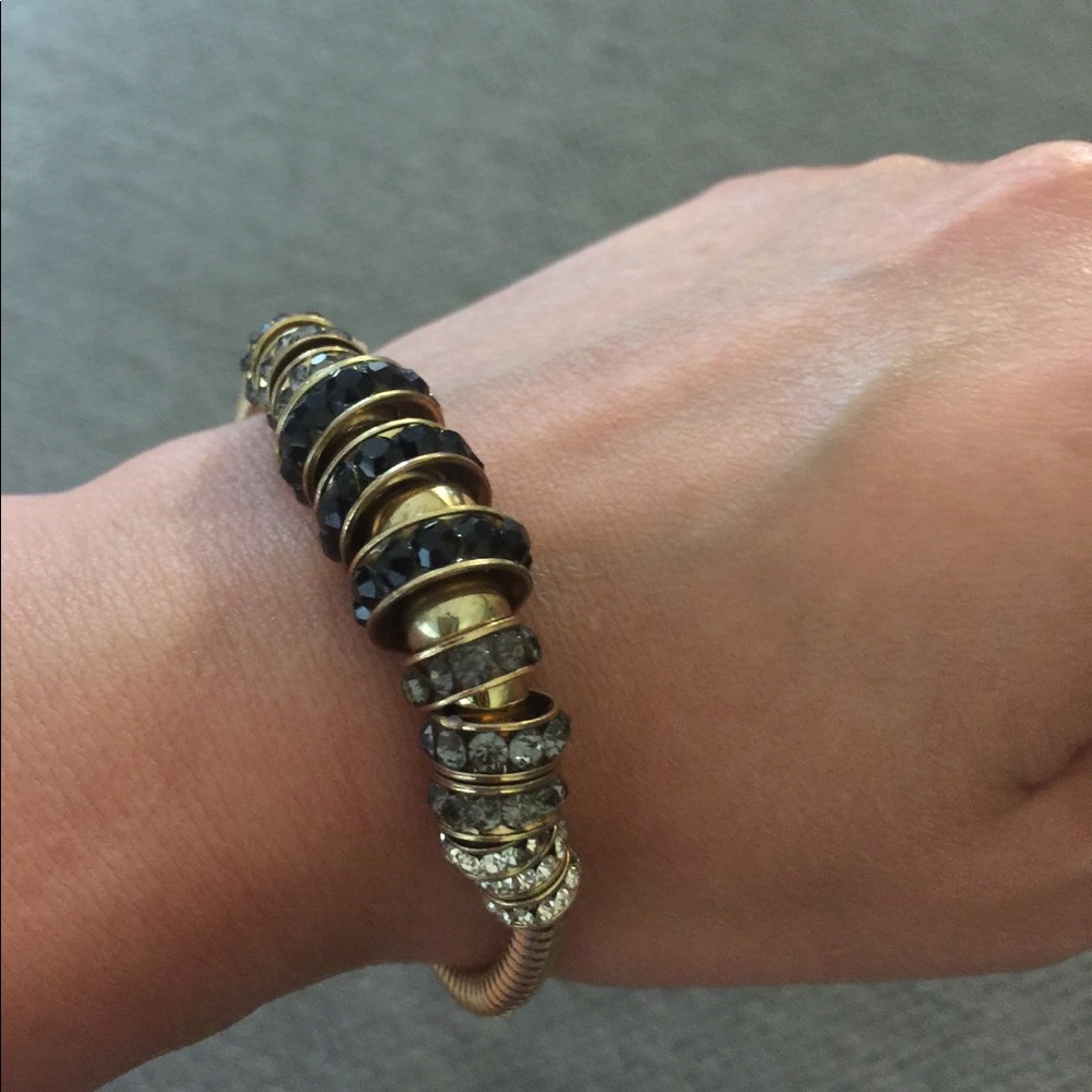 Gold tone bracelet with Austrian crystals